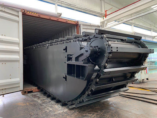 Excavadora anfíbia flutuante personalizada Pontoão Q355B Subcarro Pista de água usada para escavadora
