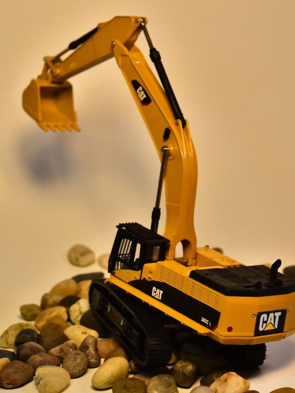 DM Carter CAT385C modelo de escavadeira de liga máquinas de engenharia simulação de automóveis ornamentação metálica