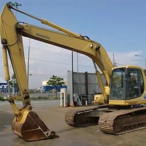 Excavadora Komatsu PC200-6 usada com motor Cummins reformado para mineração de construção