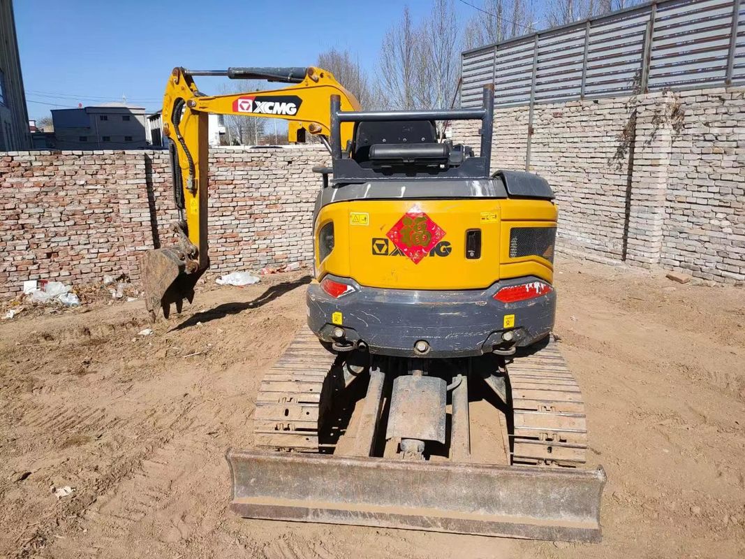 Usado 2022 XCMG XE26U Mini Excavator 2.6T Bem Mantido CE ISO Utilidade de Paisagem