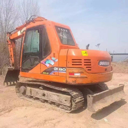 Excavadora mini Doosan DH80 usada de 8 toneladas de capacidade CE ISO para uso utilitário de paisagismo