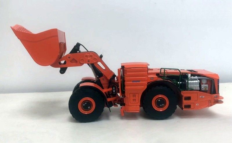 Komatsu WX220H 1:50 Carregador subterrâneo híbrido de liga de minério de fundição limitada colecionável