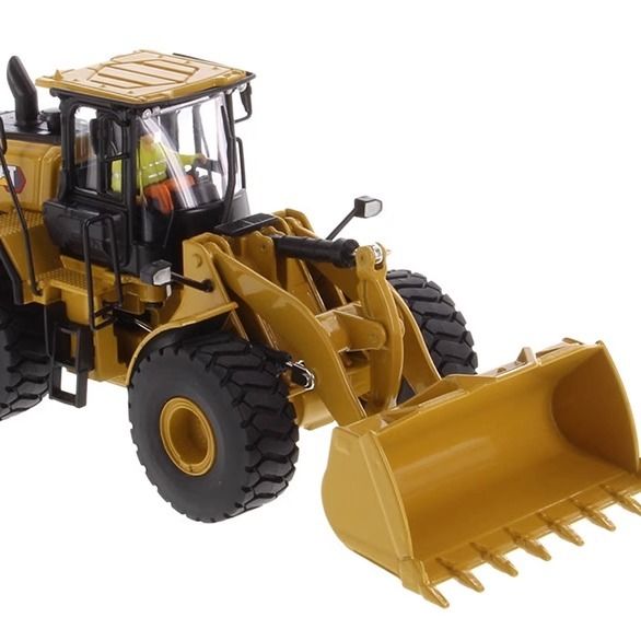 DM Novo carregador de rodas de escala 1/50 pá de liga fundida modelo 85686 Veículo de construção