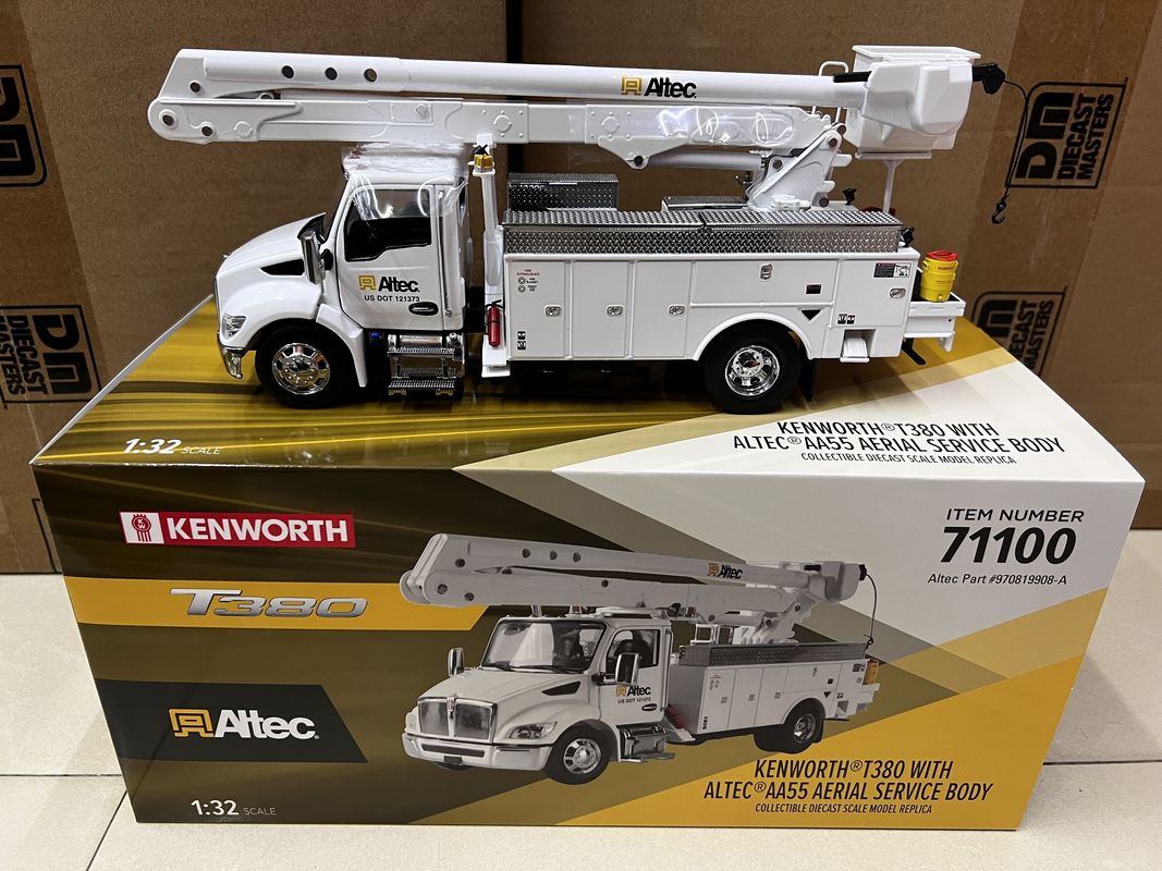 DM 1/32 Kenworth T380 Plataforma de trabalho aéreo Caminhão de construção de liga modelo 71100