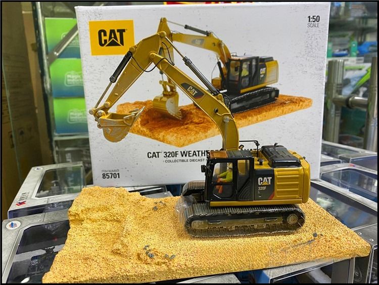Diecast Masters DM 85701 Caterpillar 320F Excavadora hidráulica 1:50 Modelo de engenharia Diecast
