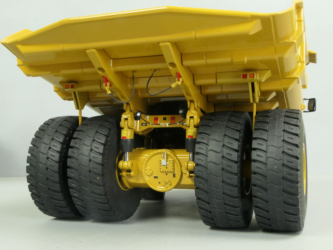DM Novo 1:50 Escala CAT 797F Caminhão Basculante de Mineração Grande Modelo Die-cast 85655