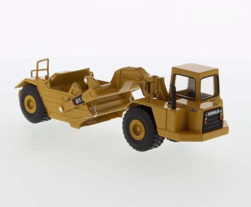 DM cat 611 Caminhão de transporte de raspadores de escala 1:64 Caminhão de descarga de moldagem padrão 85695
