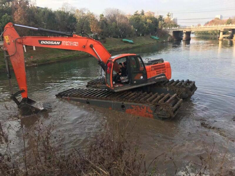 Flutuador de pontão anfíbio de escavadeira construído sob medida para fornecedor de subestrutura de buggy de dragagem de rio, lago e pântano
