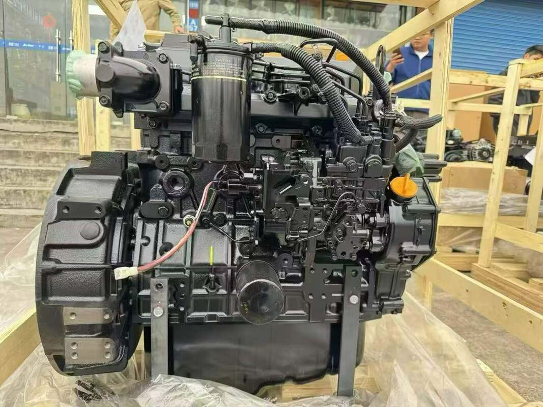 Peças de escavadeira Yanmar Motor Assy 4TNV98T 4TNV98 3TNV84 4TNV88 4TNE82 Para Yanmar Excavator Motor Assembly