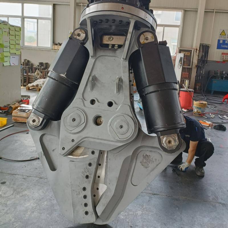 Fábrica personalizar Excavadora de trabalho pesado de sucata hidráulica de corte de metal Carro antigo de corte de barco de corte de lâmina afiada 360 ° rotação de tubos de barras de aço de corte